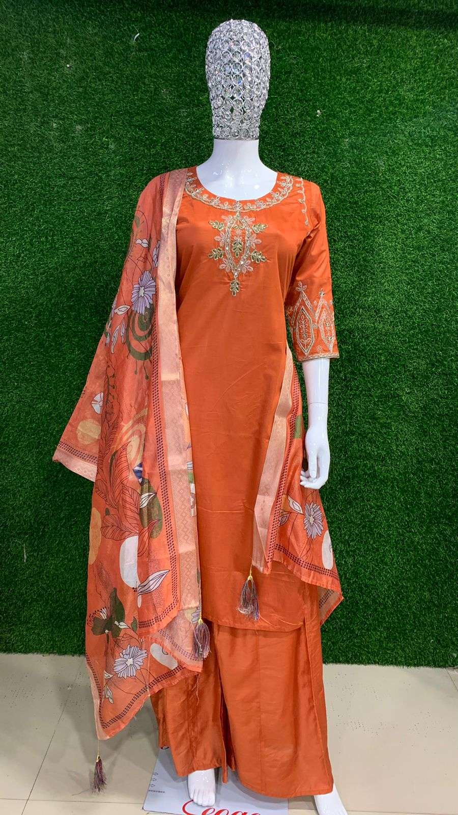 BEMITEX INDIA PRESENTS RUSSIAN SILK WITH HANDWORK BASED READYMADE 3 PIECE COMBO WHOLESALE SHOP IN SURAT